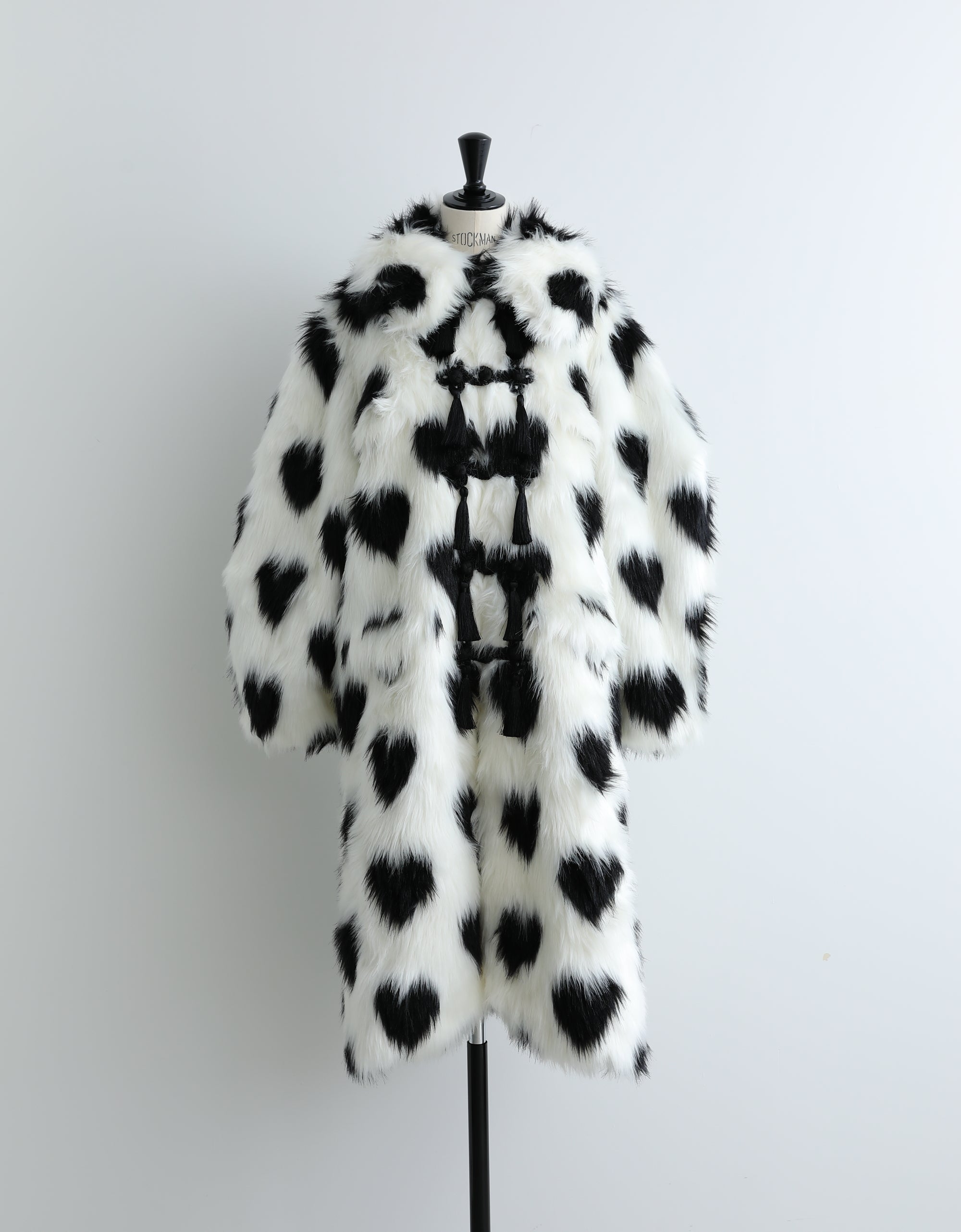 Curve Sleeve Heart Pattern Fur Coat – FERN OST GALERIE