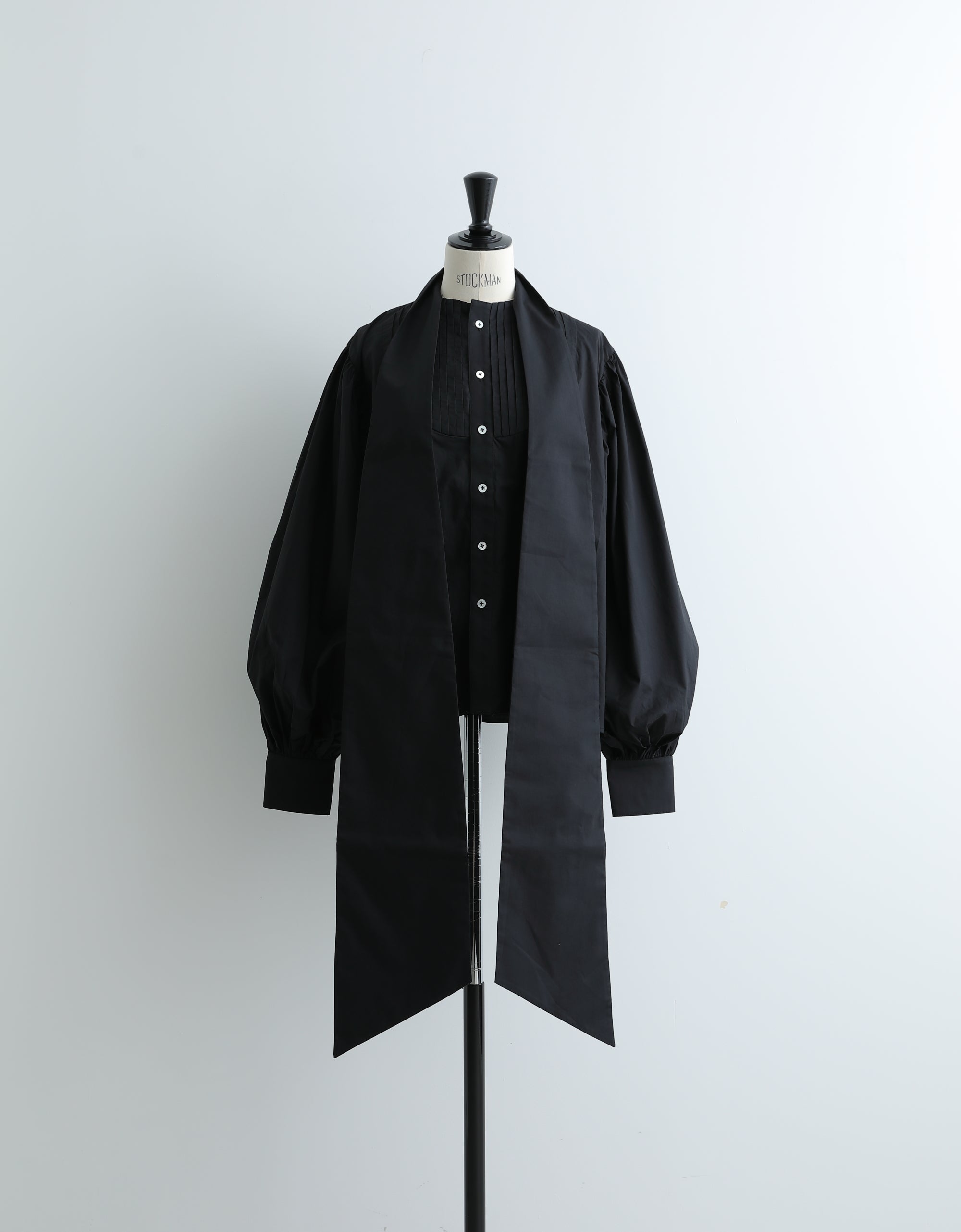 ◾️maiさん専用◾️VIVIANO ギャザーチュールスウェット M ブラック セール】フリルロゴオーバースウェット（スウェット